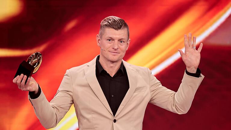 Toni Kroos - Will Galas und Events vorerst meiden: Toni Kroos. Toni Kroos - Will Galas und Events vorerst meiden: Toni Kroos.
