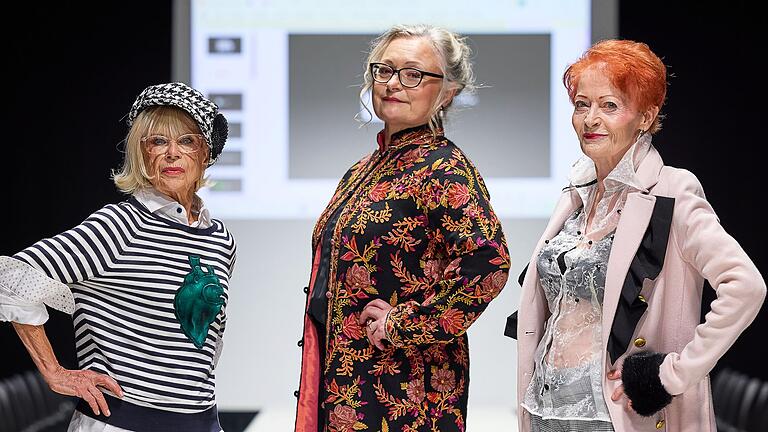 Vienna Fashion Week - „Fashion Reloaded” - Transparenz ist in dieser Kollektion keine Frage des Alters. Vienna Fashion Week - „Fashion Reloaded” - Transparenz ist in dieser Kollektion keine Frage des Alters.