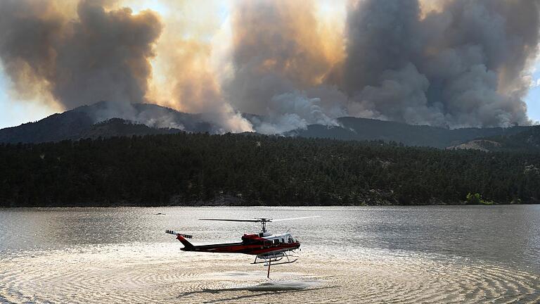 Waldbrände in den USA - Colorado - In de USA gibt es derzeit 89 Großbrände. Waldbrände in den USA - Colorado - In de USA gibt es derzeit 89 Großbrände.