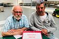 Der Frust ist groß: Der Vereinsvorstand Rupert Bockelt (rechts) und Schriftführer Dieter Vogt bangen um die Zukunft des Geflügelzuchtvereins Ibind.