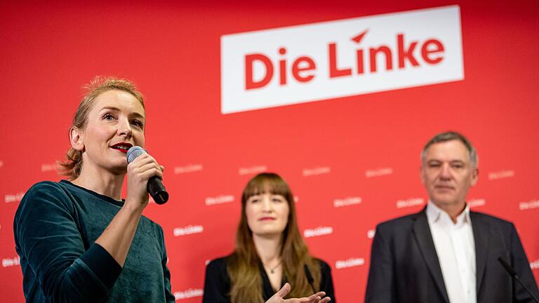 Bekanntgabe Spitzenkandidaturen Die Linke       -  Heidi Reichinek (Mitte) und Jan van Aken treten für die Linke bei der Bundestagswahl an. Das gab die Parteivorsitzende Ines Schwerdtner (l.) bekannt.