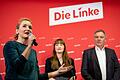 Bekanntgabe Spitzenkandidaturen Die Linke       -  Heidi Reichinek (Mitte) und Jan van Aken treten für die Linke bei der Bundestagswahl an. Das gab die Parteivorsitzende Ines Schwerdtner (l.) bekannt.