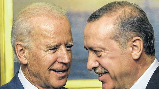 Treffen ohne klare Ergebnisse: Der amerikanische Vize-Präsident Joe Biden (links) und der türkische Präsident Recep Tayyip Erdogan bei ihrem Gespräch in Ankara.