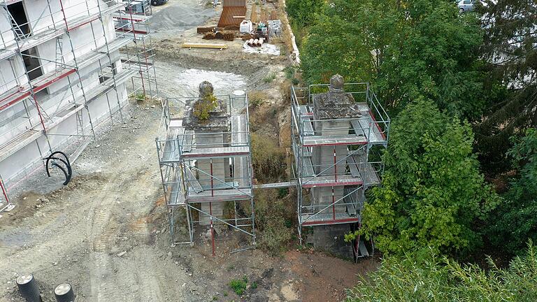 Das alte Stadttor aus der Vogelperspektive. Nach Abschluss der Bauarbeiten soll es wieder begehbar sein. Das alte Stadttor aus der Vogelperspektive. Nach Abschluss der Bauarbeiten soll es wieder begehbar sein.