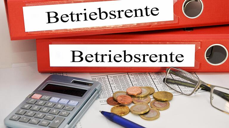 Seit 15 Jahren zapfen die Krankenkassen Rentner mit einer Betriebsrente oder Direktversicherung doppelt an. Seit 15 Jahren zapfen die Krankenkassen Rentner mit einer Betriebsrente oder Direktversicherung doppelt an.