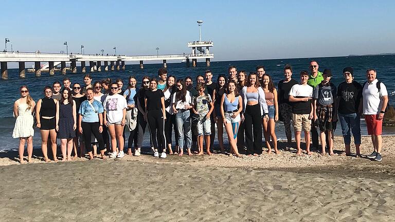 Am Strand in Burgas: Spätsommer am Schwarzen Meer.