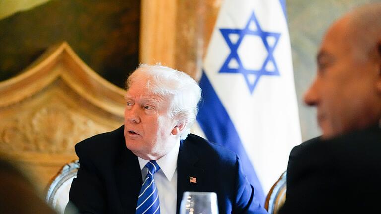 Ex-US-Präsident Trump empfängt Israels Regierungschef Netanjahu       -  Netanjahu setzt auf einen Neuanfang des Bündnisses zwischen Israel und den USA.