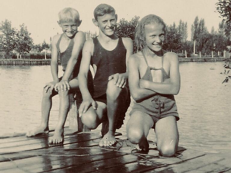 Die Geschwister José, Antonio und Rita (von links) im Jahr 1942 in Paranacito.