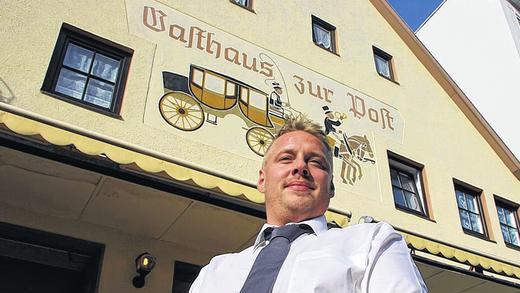 Die Tradition erhalten: Tino Groß hat Mitte Oktober das Gasthaus zur Post in der Innenstadt wiedereröffnet.