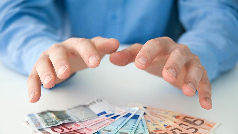 Eine wundersame Geldvermehrung gibt es nicht, aber mit unseren Tipps kann die Vermögensbildung gelingen.  Foto: Archiv       -  Eine wundersame Geldvermehrung gibt es nicht, aber mit unseren Tipps kann die Vermögensbildung gelingen.  Foto: Archiv