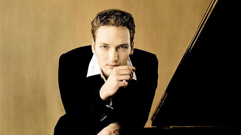 Nikolai Tokarev       -  Nikolai Tokarev spielt am Samstag, 18. März, in der Stadthalle Lohr.