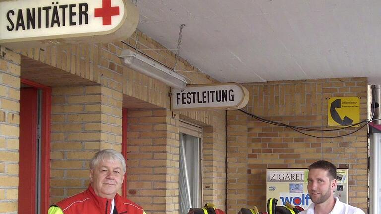 Wachstation: Olaf Mauer, Dienststellenleiter der Johanniter, und Marco Bonfig, stellvertretender Rettungsdienstleiter Malteser.