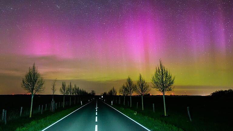 Polarlichter in Ostbrandenburg - Seltenes Naturschauspiel: In der vergangenen Nacht waren Polarlichter über Teilen von Brandenburg zu sehen. Polarlichter in Ostbrandenburg - Seltenes Naturschauspiel: In der vergangenen Nacht waren Polarlichter über Teilen von Brandenburg zu sehen.