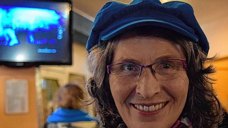 Live_übertragung Ballett Umfrage       -  Eva Piechulek (68) aus Remlingen