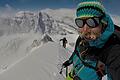 Bergwanderungen sind eine große Leidenschaft von Max Kortmann, hier zu sehen auf einer Hochtour in den Alpen.