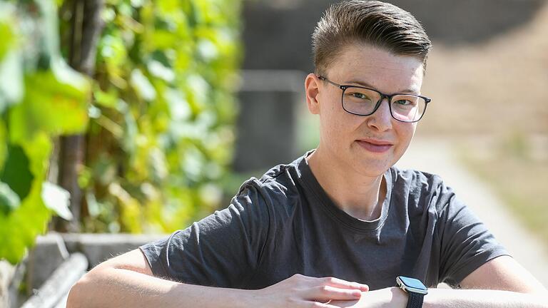  Lysander Laier (Grüne) hat sich kürzlich im Würzburger Stadtrat als trans geoutet. Lysander Laier (Grüne) hat sich kürzlich im Würzburger Stadtrat als trans geoutet. 