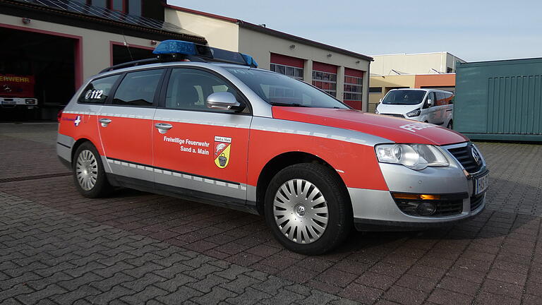 Das über zwölf Jahre alte Einsatzfahrzeug der First Responder (Foto) muss ersetzt werden. Für die Anschaffung eines neuen VW Tiguan bewilligte der Gemeinderat einen Zuschuss in Höhe von 12 000 Euro.