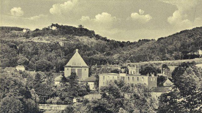 Eine Ansichtskarte Ende der 1920er Jahre zeigt den Schlachthof (links) und die Lindesmühle. Das Ensemble wurde damals als repräsentativ angesehen. Quelle: Stadtarchiv Bad Kissingen       -  Eine Ansichtskarte Ende der 1920er Jahre zeigt den Schlachthof (links) und die Lindesmühle. Das Ensemble wurde damals als repräsentativ angesehen. Quelle: Stadtarchiv Bad Kissingen