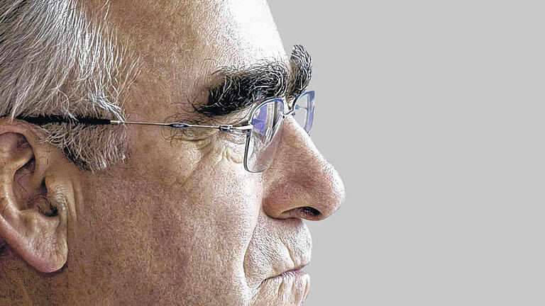 Der „Vater des Euro“:Theo Waigel stehtohne Wenn und Aber zurGemeinschaftswährung. Der „Vater des Euro“:Theo Waigel stehtohne Wenn und Aber zurGemeinschaftswährung.