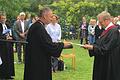 Wilfried Abel (rechts) wurde als Lektor in der Evangelisch–Lutherischen Kirchengemeinde Marktheidenfeld von Dekan Till Roth eingeführt.