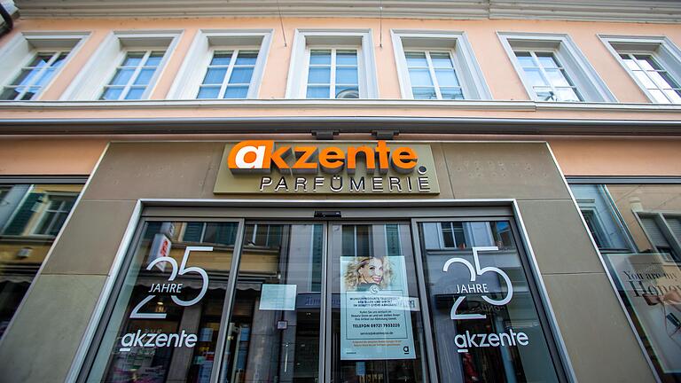 Die Parfümerie Akzente in der Keßlergasse muss zum 31. Mai schließen. Den Mitarbeitern wurde vom Douglas-Konzern betriebsbedingt gekündigt.