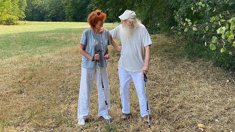 Herman de Vries und seine Frau Susanne sind viel in der Natur unterwegs. Herman de Vries und seine Frau Susanne sind viel in der Natur unterwegs.