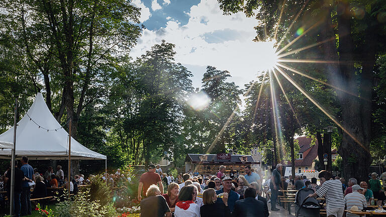 50 Jahre Heilbad Bad Königshofen wurde mit einem Festakt und einem Bürgerfest begangen.