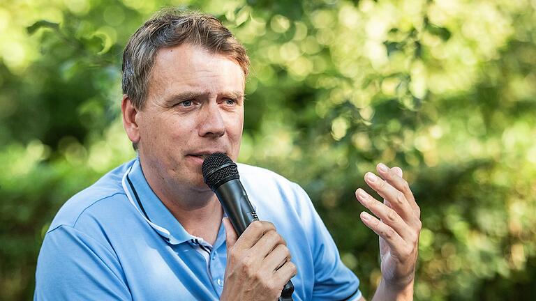 CSU-Kreisvorsitzender Christof Herbert hat seine Bereitschaft erklärt, bei den Wahlen im kommenden Jahr als Landratskandidat anzutreten. CSU-Kreisvorsitzender Christof Herbert hat seine Bereitschaft erklärt, bei den Wahlen im kommenden Jahr als Landratskandidat anzutreten.
