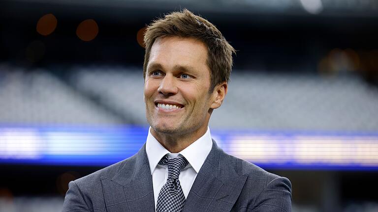 Dallas Cowboys - Detroit Lions       -  Tom Brady ist in der NFL nicht mehr nur Ex-Quarterback und TV-Experte, sondern nun auch Team-Besitzer.