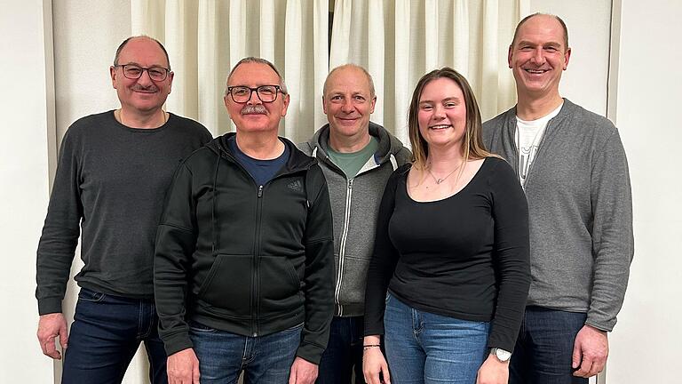 Auf dem Foto von links Norbert Büchner, Thomas Rost, Christian Umhöfer, Anna Glückstein, Detlef Gensler. Auf dem Foto von links Norbert Büchner, Thomas Rost, Christian Umhöfer, Anna Glückstein, Detlef Gensler.