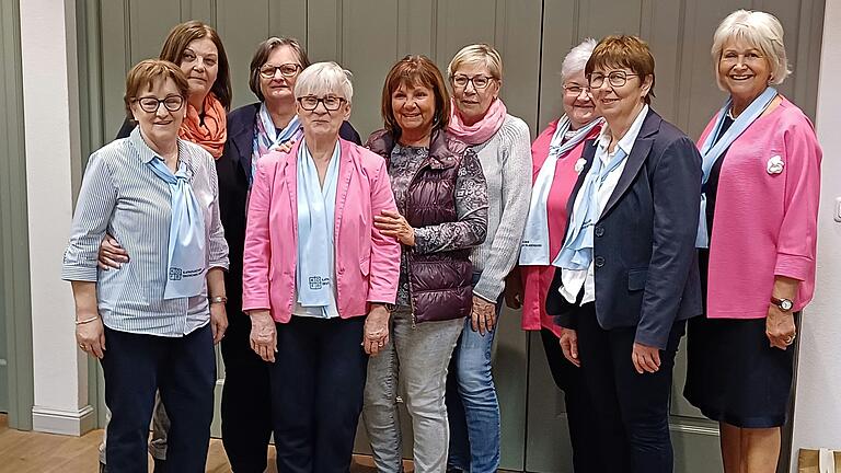 Das Vorstandsteam des Dettelbacher Frauenbundes: Ulrike Engert, Christiane Popp, Marianne Schilling, Margarete Röschert-Schmidt, Brigitte Körber, Liane Höfer, Christine Richter, Gertrud Ehrbar und Elisabeth Rost.