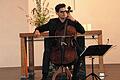 Eine spannende Auswahl an Musikstücken von klassisch bis modern für Violoncello hatte der Cellist Christoph Heinlein unter dem Themenbogen &bdquo;Freiheit&ldquo; für sein Solo-Konzert in der Kirche St. Johannis in Karlstadt ausgewählt.