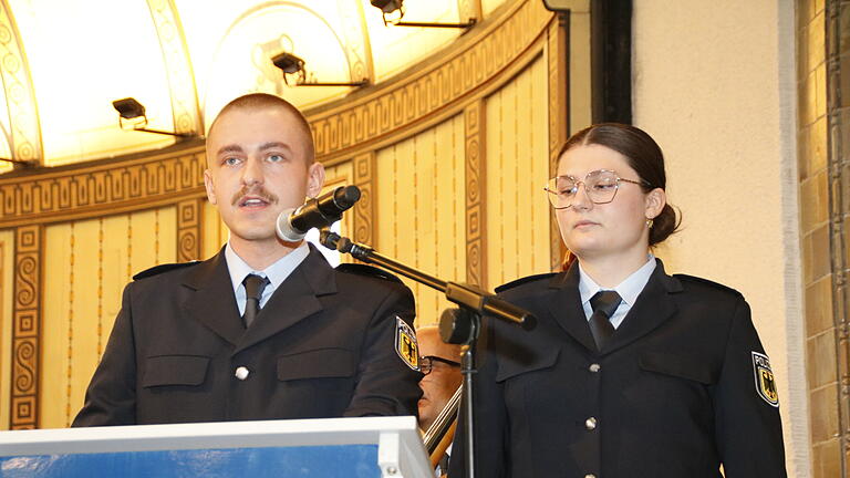 Bundespolizei - Max Krause (Freiburg) und Leni Ackermann (Crailsheim) . Bundespolizei - Max Krause (Freiburg) und Leni Ackermann (Crailsheim) .