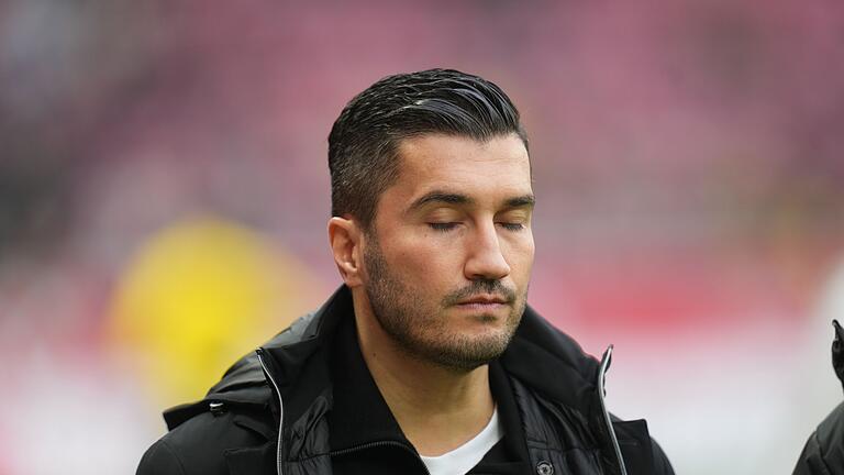 FSV Mainz 05 - Borussia Dortmund       -  Borussia Dortmunds Trainer Nuri Sahin steht nach der vierten Saison-Niederlage unter Druck.