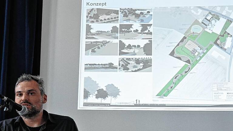 In der Altfelder Bürgerversammlung stellte der Landschaftsarchitekt Markus Fleckenstein seinen Vorentwurf für einen Generationenpark in dem Marktheidenfelder Stadtteil vor. In der Altfelder Bürgerversammlung stellte der Landschaftsarchitekt Markus Fleckenstein seinen Vorentwurf für einen Generationenpark in dem Marktheidenfelder Stadtteil vor.