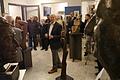 Erich Kasberger führte durch die Ammann-Ausstellung im Sennfelder Rathaus.
