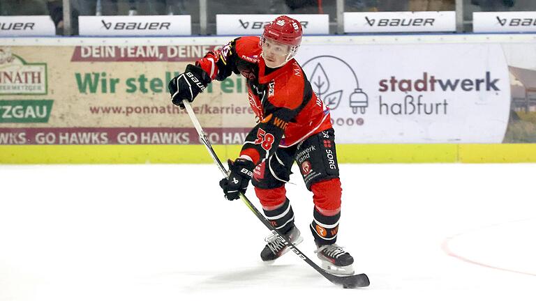 Bauer Barry ist einer der Grundpfeiler im Team von Trainer Petr Korinek. In der Scorerliste der Haßfurt Hawks ist er weit oben zu finden. Bauer Barry ist einer der Grundpfeiler im Team von Trainer Petr Korinek. In der Scorerliste der Haßfurt Hawks ist er weit oben zu finden.