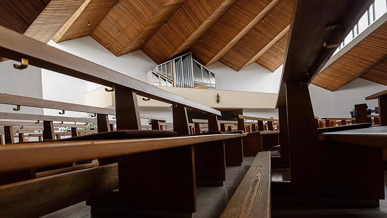 Die Pfarrkirche St. Josef in Marktheidenfeld steht auf der Kippe: Sie könnte in die Kategorie fallen, die die geringsten Zuschüsse bekommt. Die Pfarrkirche St. Josef in Marktheidenfeld steht auf der Kippe: Sie könnte in die Kategorie fallen, die die geringsten Zuschüsse bekommt.