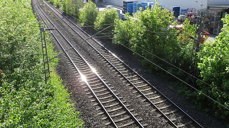 Die Gleise der Werntalbahn bei Thüngen (Archivbild).