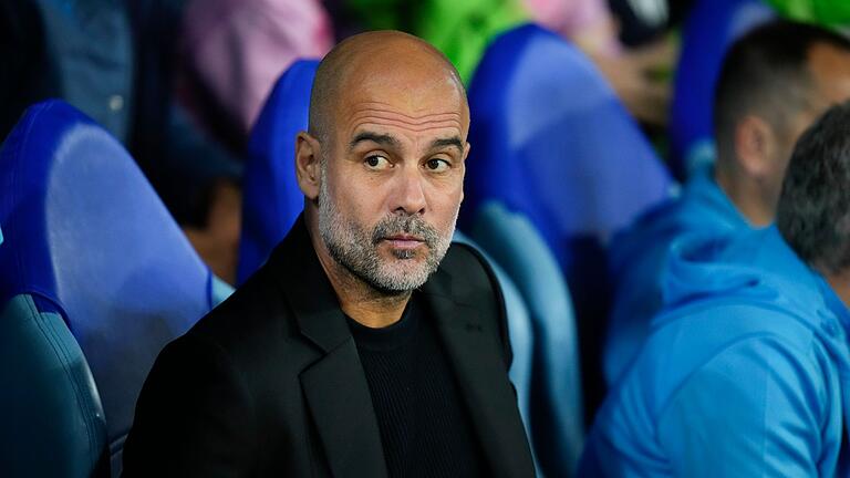 Spanischer Fußballtrainer Pep Guardiola       -  Der ehemalige Bayern-Trainer Pep Guardiola musste sich von seinem ehemaligen Mitspieler Luca Toni einigen Spott gefallen lassen.