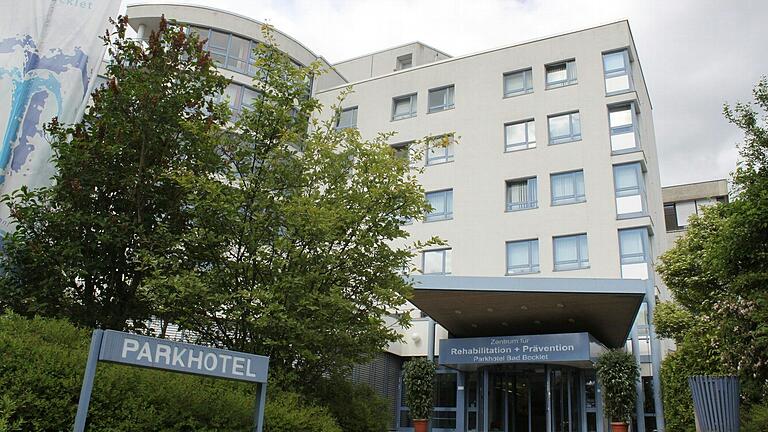 Die Hescuro Kliniken Bad Bocklet AG feiert 2024 ein 50-jähriges Bestehen. Die Hescuro Kliniken Bad Bocklet AG feiert 2024 ein 50-jähriges Bestehen.