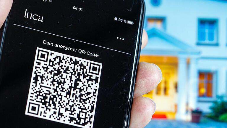 Mit Hilfe eines sogenannten QR-Codes ermöglicht die Luca-App eine verschlüsselte Kontaktdatenübermittlung.