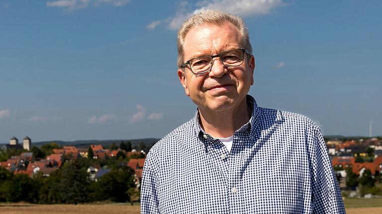 Er ist das Gesicht des Vereins: Alfred Endres, Vorsitzender des Hilfsfonds Waldbüttelbrunn, engagiert sich seit 20 Jahren ehrenamtlich für Mitbürgerinnen und Mitbürger in kleinen und großen Notlagen.