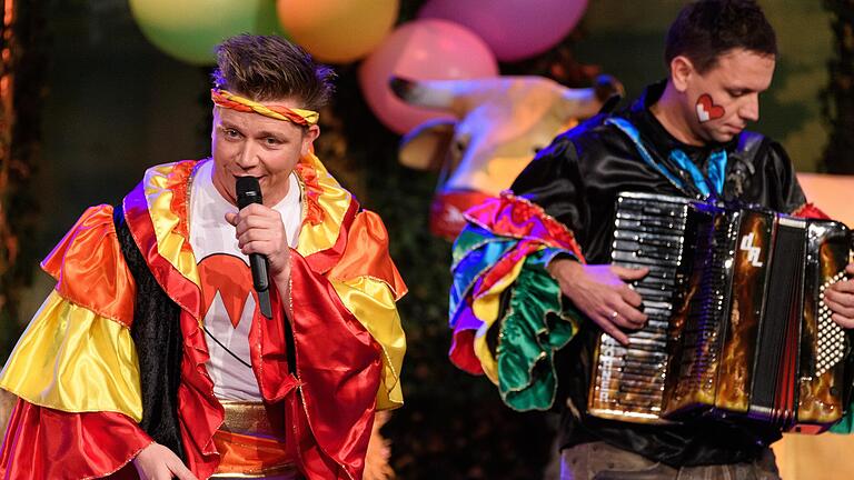Abstimmung zu 'Fastnacht in Franken': Welcher Auftritt war der beste? Abstimmung zu 'Fastnacht in Franken': Welcher Auftritt war der beste?