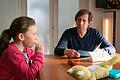 TV-Ausblick ZDF - &bdquo;Wilsberg - Vaterfreuden&rdquo;       -  Ekki Talkötter (Oliver Korittke) hat eine Idee, wie er ohne Hannas (Charlotte Schliewe) Wissen den Vaterschaftstest durchführen kann: anhand des Speichels am Lutscher.