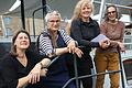 Georgia Templiner, Christiane Gaebert, Elvira Lantenhammer und Mia Hochrein (von links) steuern den Kunstkurs der Arte Noah.