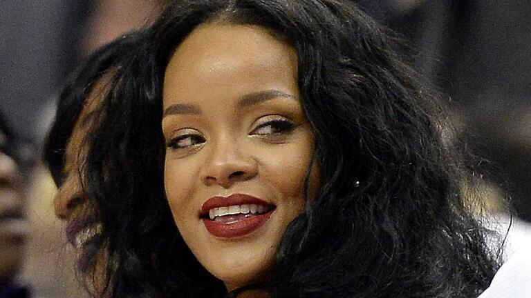 Es regnet, oh Baby, es regnet: Rihanna und ihr Hit 'Umbrella' – nie passte er besser als diesen Sommer.
