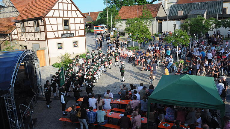 Eindrücke vom Musikfestival i Aidhausen.