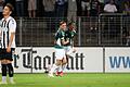 v.li.: Severo Sturm (1. FC Schweinfurt 05), Hans Anapak (1. FC Schweinfurt 05)&nbsp; jubeln über das Tor zum 2:1