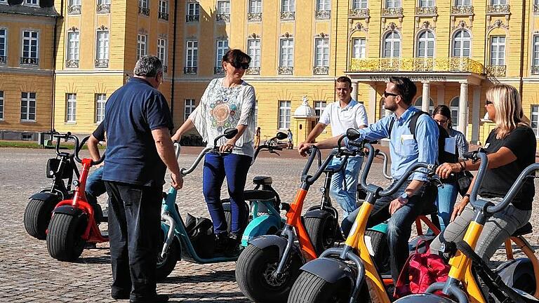 Karlsruhe lässt sich umweltfreundlich per Scrooser erkunden. Karlsruhe lässt sich umweltfreundlich per Scrooser erkunden.